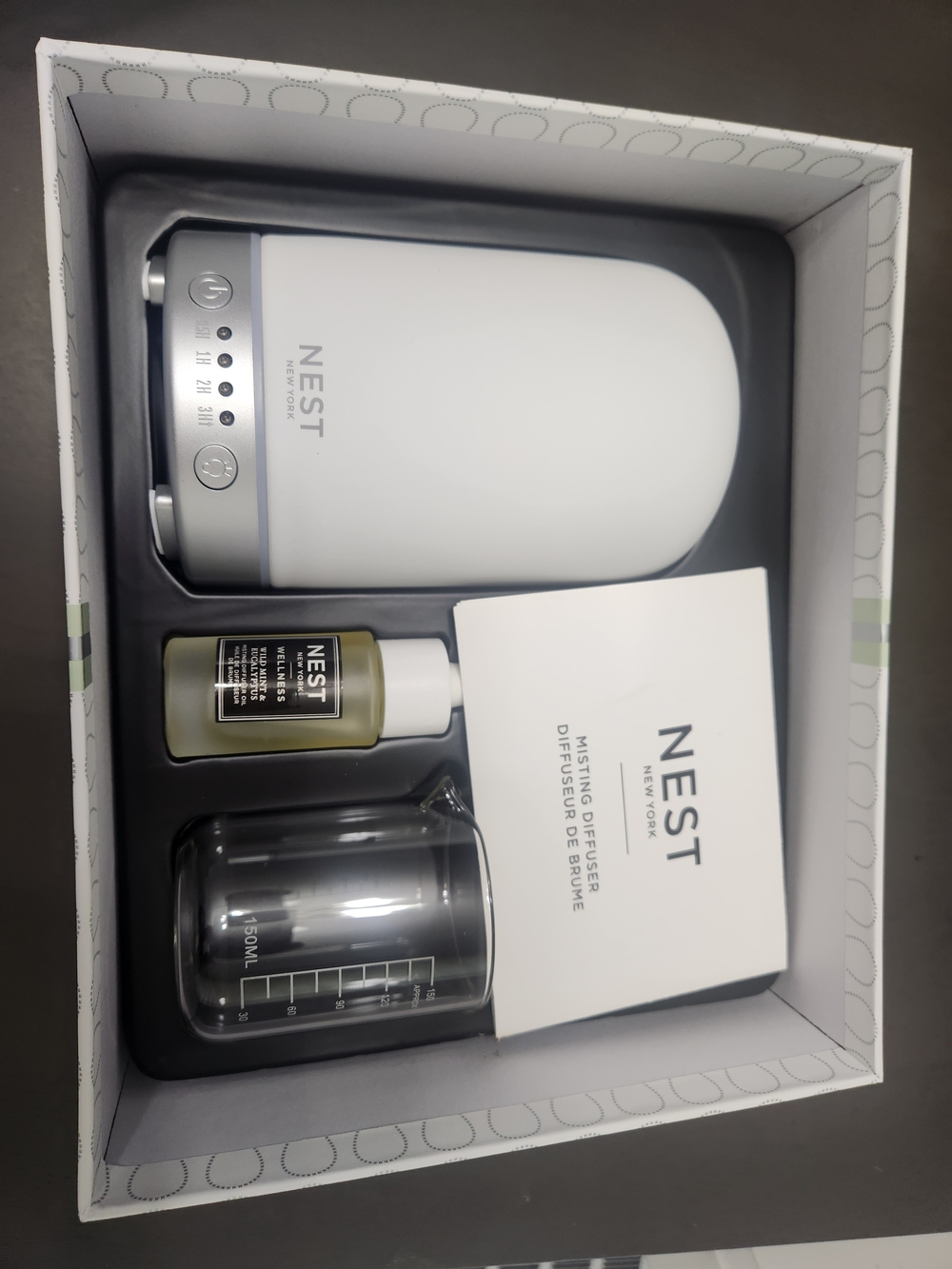 NEST Fragrances White and Silver Wellness Misting Diffuser Set